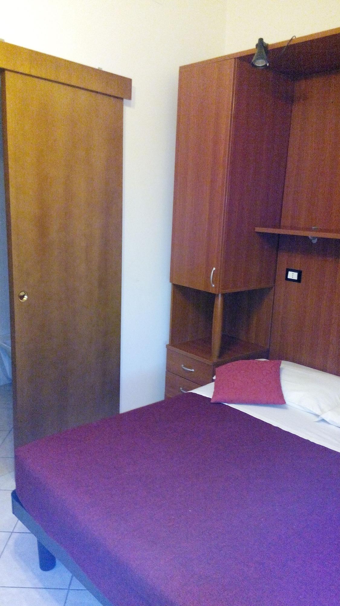 Hotel Le Tre Stazioni Genova Kültér fotó