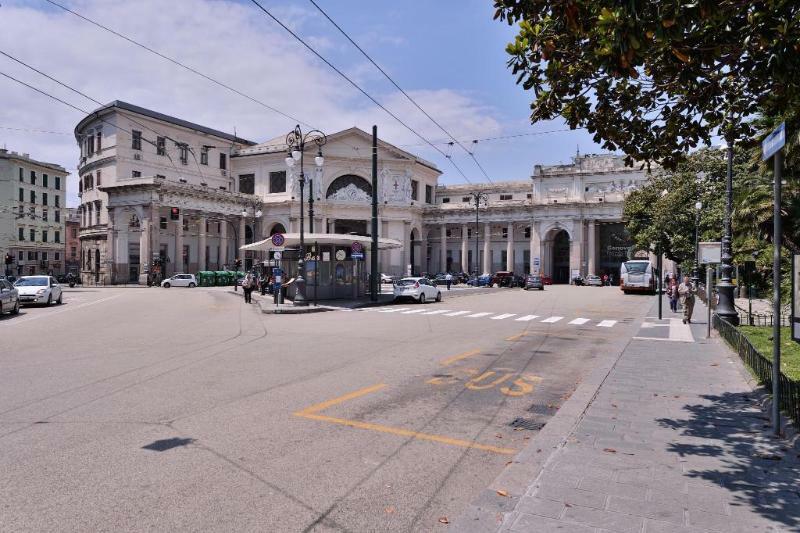 Hotel Le Tre Stazioni Genova Kültér fotó
