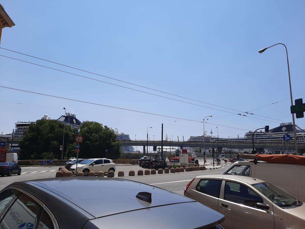 Hotel Le Tre Stazioni Genova Kültér fotó